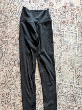 black leggings